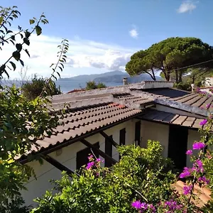 Beautiful Bilo For 2 Or 3 Pax Closed To The Innamorata Appartamento